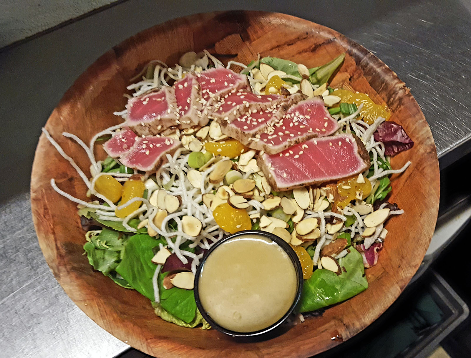 seared ahi salad